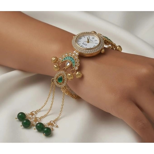 Vintage Gold-Tone Tassel Bracelet Watch for Women
